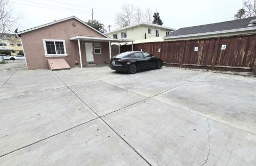 Downtown San Jose Priv Entry Priv Bath SJSU and AC - Foto 12