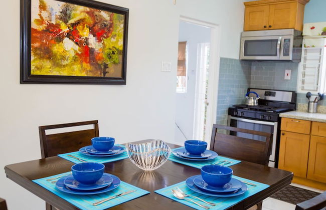 Centrally Located Guest Apartments II - Photo 4