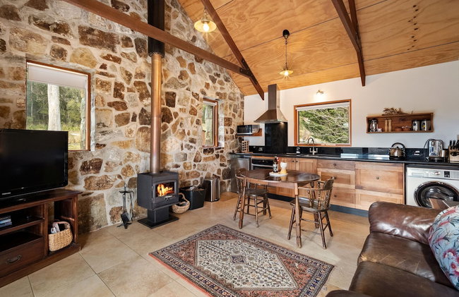 Adventure Bay Retreat - Photo 3