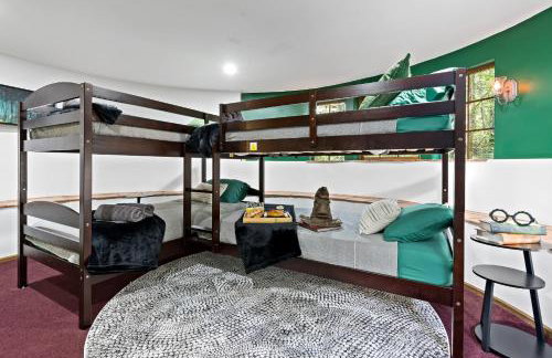 Magical Retreat at the Enchanted Vashon Castle - Foto 50