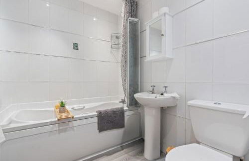 #97 Grade 2 historic Housekeeper's Cottage - Close to Statfold Country Park - Sleeps 5 - Perfect for Contractors and Families - Free street Parking" - Foto 26