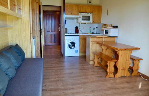 Studio cabine chaleureux à Pyrénées 2000 - WiFi et parking privé - Foto 5