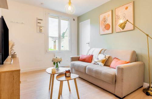 L'écrin des Bois - Proche aéroport Beauvais, Chantilly, forêt de Hez-Froidmont, parking public gratuit, Wifi & Netflix - Foto 3