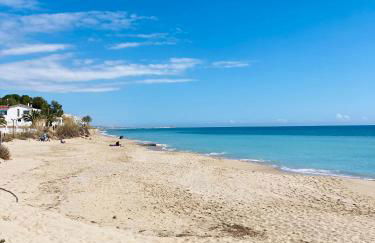 Beach house with private swimming pool * 5 min walk to the beach - Foto 42