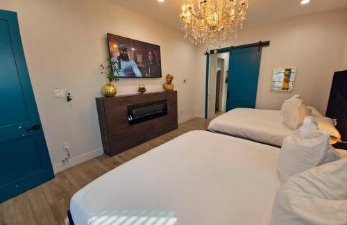 Houston's Downtown Bloom House - Spacious Floral Escape for Groups - Foto 6