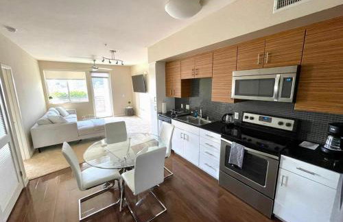 Luxury 2 Bedroom 2 Bathroom With Fitness Center and Pool - Foto 1