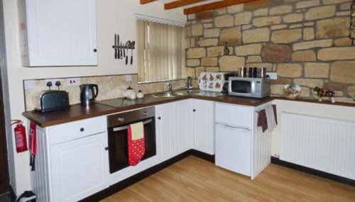 The Stable - Photo 4