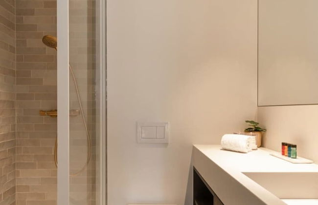 Delux Renovated Apartment in the Heart of Knokke - Photo 25