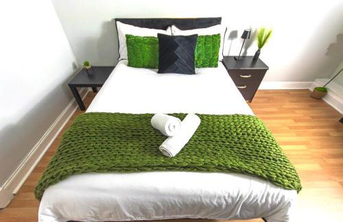 FREE Pool Table Cinema Room TableTennis AirHockey Glasgow City - Foto 29