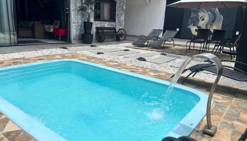 Casa aconchegante em Itapema com piscina - Foto 2
