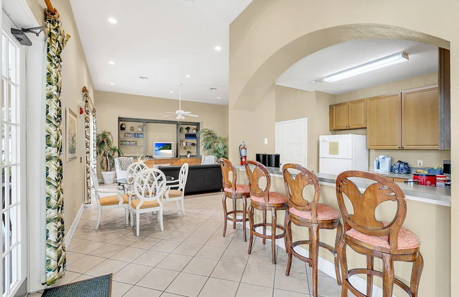 Modern & Comfy 20min to Disney Queenbeds - Photo 22