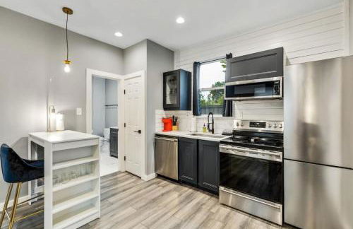 ADU Washer and Dryer Kitchen Walk Bishop Arts - Foto 1