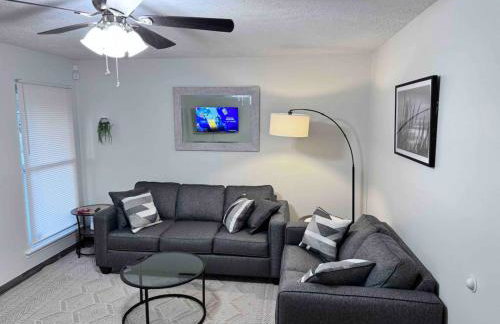 I-95 and Tanger Outlets. Pet Yes - Photo 34