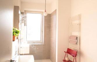 Zentrumsnahe 2-Zimmer Wohnung mit privatem Parkplatz und Balkon - Foto 19