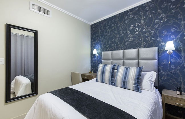 Savannah Park Luxury Apartments - Photo 3