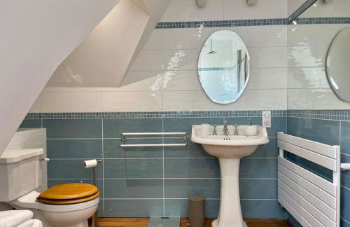 Charming 19th Century Farmhouse with Pool - Foto 7