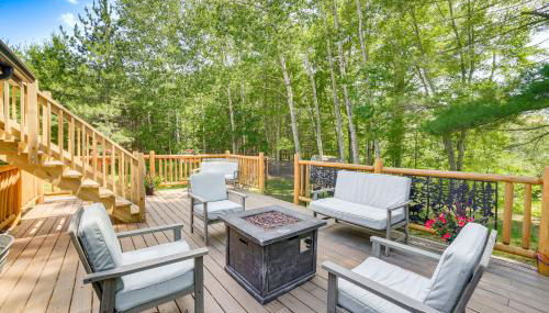 Pembine Cabin with Expansive Yard, Fire Pit and Grill! - Foto 1