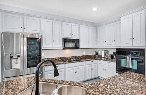 Highland Cottage - Central, Huge Yard HOT TUB - Foto 12