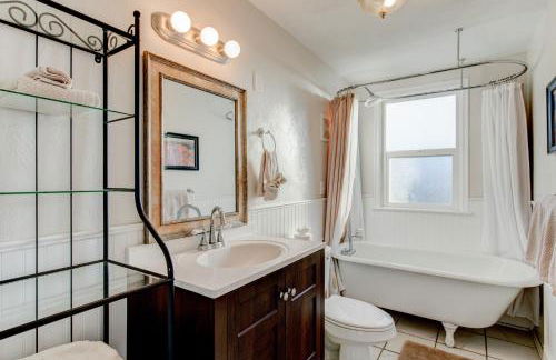 Cozy Zion farmhouse, cool or hot swim spa, fireplace & firepit - Foto 22