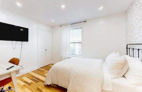 Shop, Dine, Unwind! Gateway to Boston Sights - Foto 21