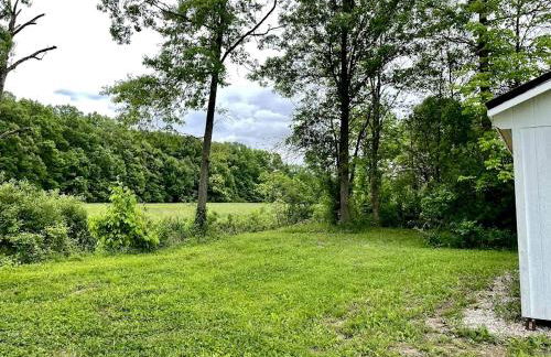 Charming Cabin Surrounded by Woods and Fields in Oberlin, Ohio - Foto 6