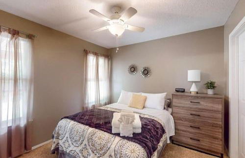 2 Bed 1 Bath with fully Stocked Kitchen - Foto 15