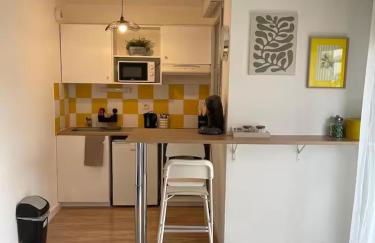 Grand studio 34m2 - Parking & Fibre - Proche Airbus - Foto 3