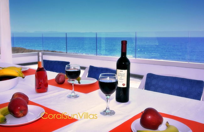 Blue - Beach Front Spectacular Villa Sleeps 10 - Foto 59