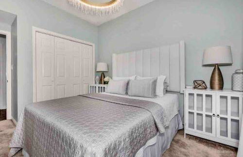 Private Suite in Upscale Neighborhood - Foto 8