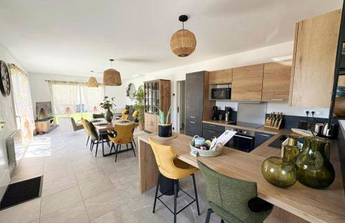 Les Rochers - Raffinement boisé & Plage à 5 min en voiture - Sérénité - Foto 3