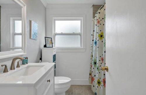 Retro by the Bay Close to Beach Eglin PetFriendly - Foto 27