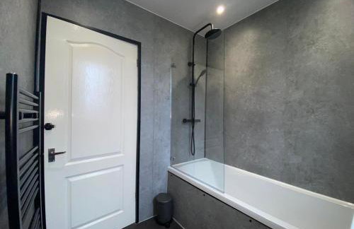 Renfrew Apartment Near Glasgow Airport - Foto 27