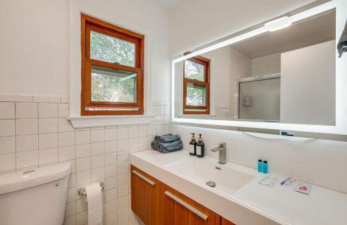 Updated Getaway with Sauna and Yard in Bloomsbury! - Foto 22