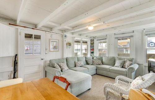 Charming Westbrook Cottage, Steps to Private Beach - Foto 4