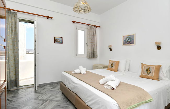 Hara Studios and Apartments - Photo 29