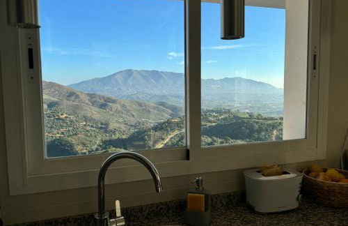 Luxury-Penthouse-La Mairena-Seaview-Jacuzzi-Marbella - Foto 16