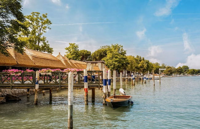 Beachfront Flat With a Stunning Terrace - Foto 9