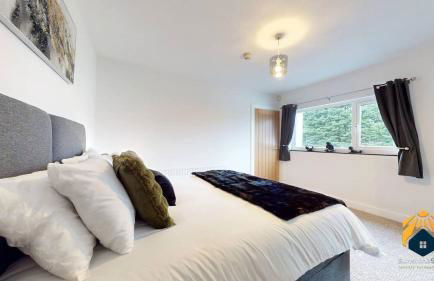 4 Bed Apartment- With Cosy Pub - Food/Drink 10%off - Photo 27