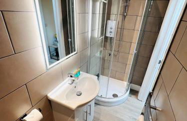 Yastayzzz at Studio 3 Bransford Road - Foto 6