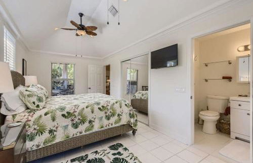 Nini's Cottage - Family-Friendly Pool Days and Cabana Nights Await - Foto 7