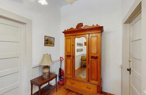 Downtown duplex with patio, enclosed backyard, washer/dryer, streaming, AC, WiFi - Foto 9