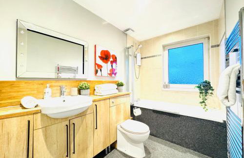 Top Floor Apartment with Castle Views - Foto 27