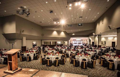 Beautiful Craftsman Style Home w/ Fenced Yard - Foto 42