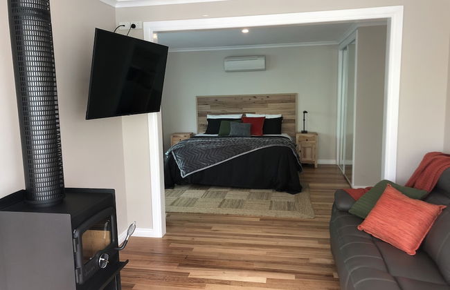 Mole Creek Hideaway - Photo 2