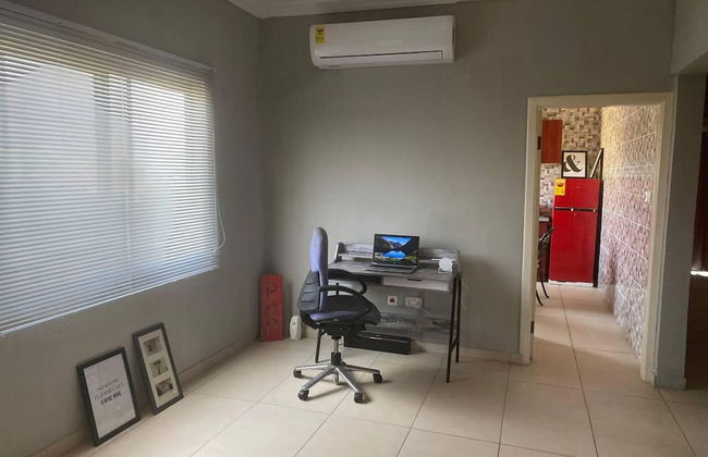 Captivating 2-bed Ensuite Apartment in Accra - Foto 14
