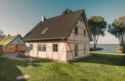 Watermark Usedom - Premium Ferienhaus direkt am Wasser mit eigener Badestelle - Haus Welle - Foto 21