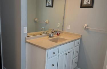 The Poolside Escape - Foto 54