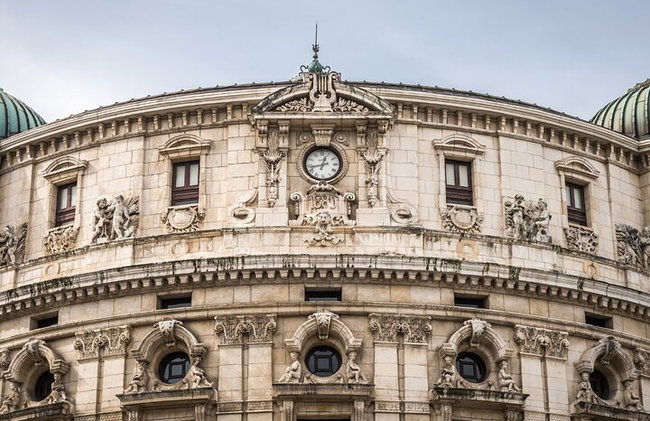 Bilbao & Guggenheim Museum Private Walking Tour with guide - Photo 5