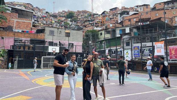 Tour de Pablo Escobar + Visita al museo - Foto 4