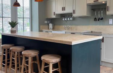 Converted Victorian Coach House with Hot Tub - Foto 7